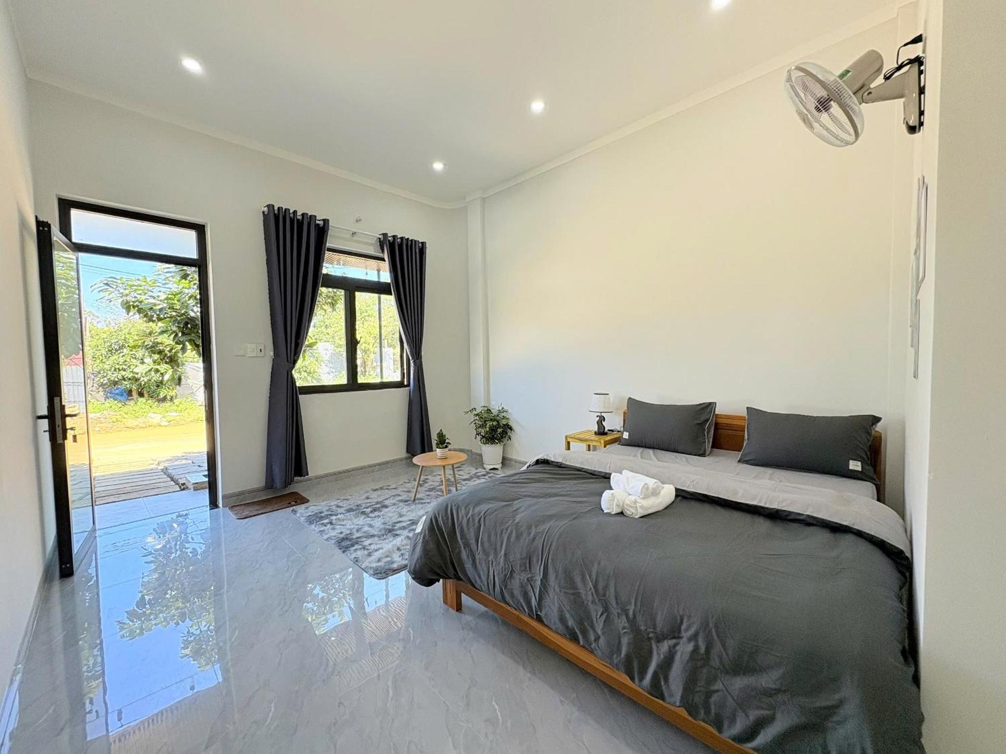 Tỉnh Kontum Homestay Nha Cua Gao מראה חיצוני תמונה